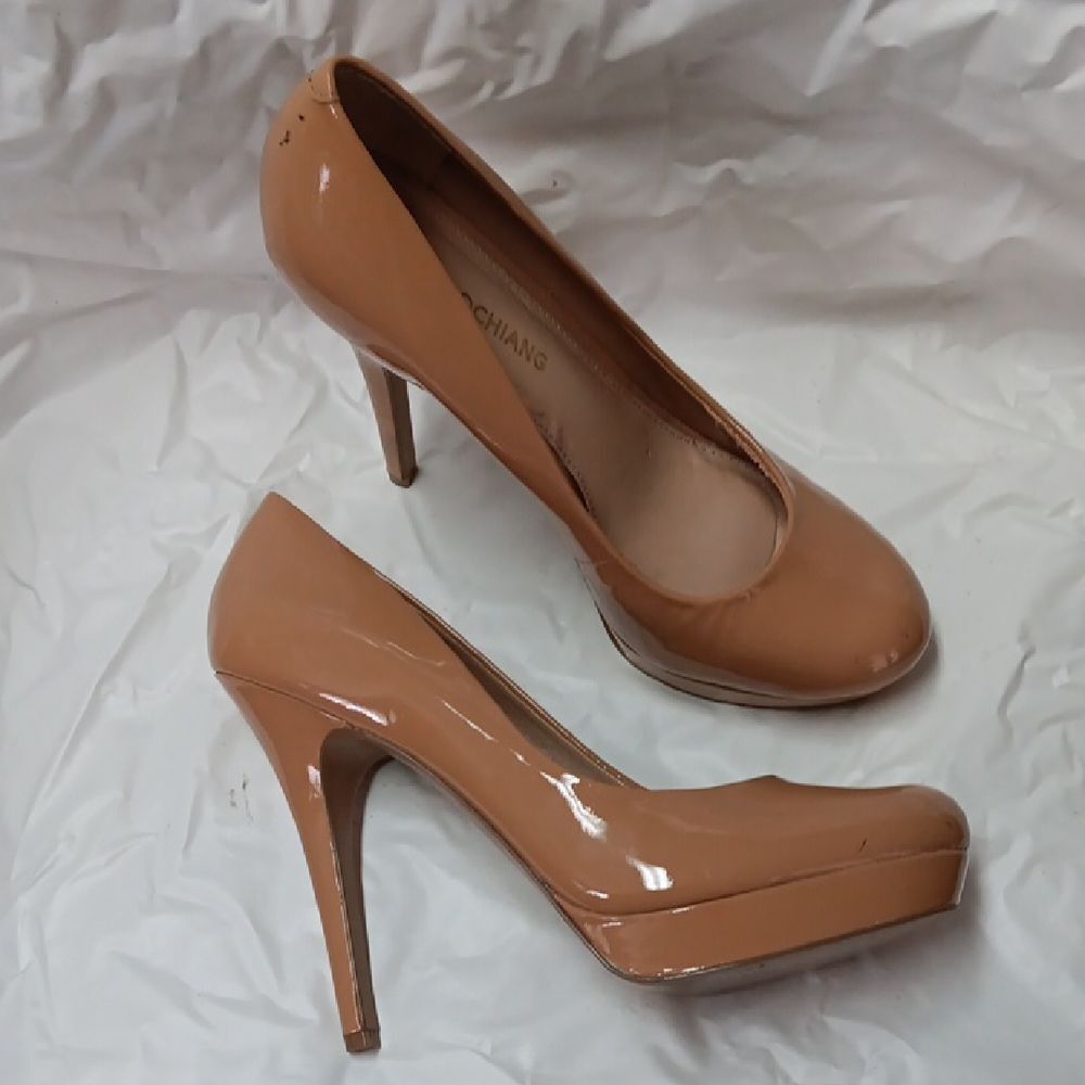 Auturo Chiang Stileto Women's Tan High Heels Size 7.5